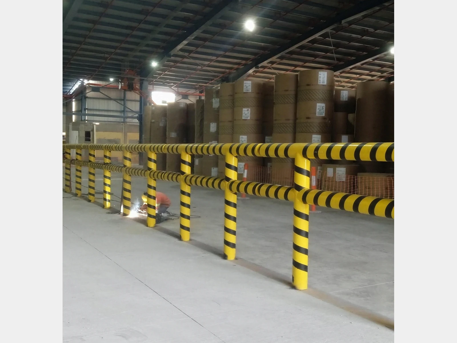 Guarda Industrial Personalizada – Modelo 12