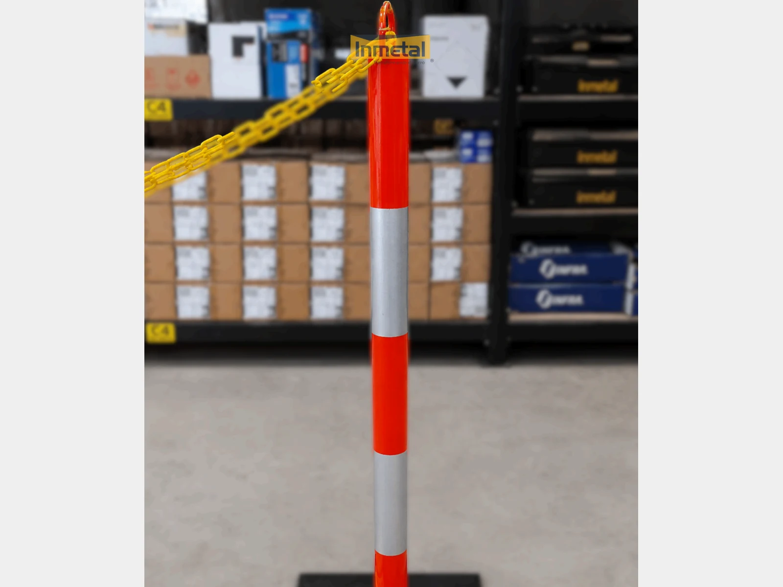 Poste de Seguridad Personalizado – Modelo 16